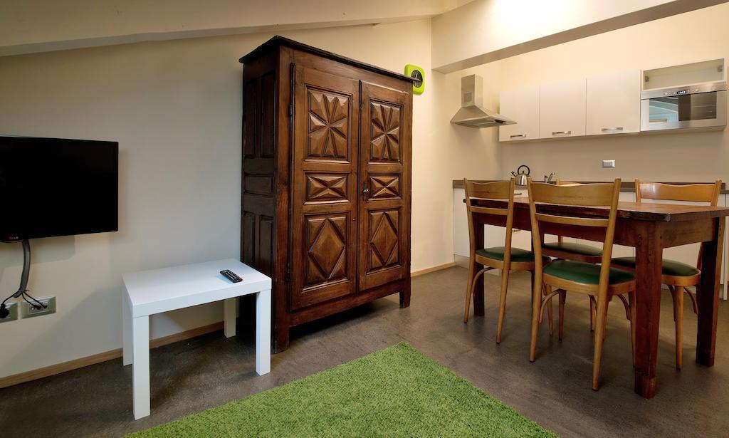 Apartements Coeur De Ville Aosta Rum bild