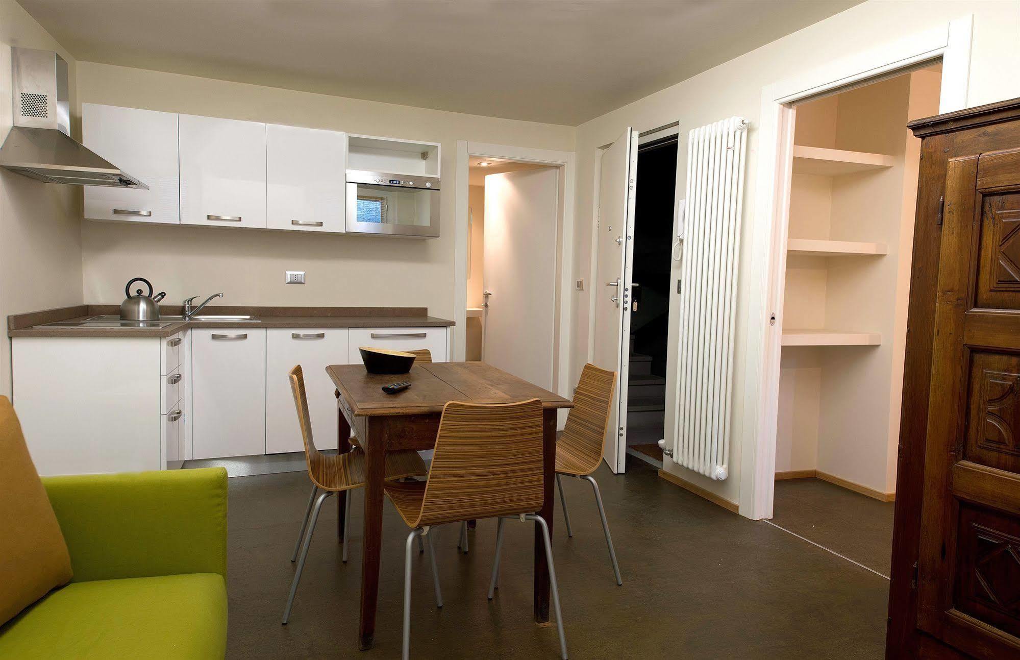 Apartements Coeur De Ville Aosta Exteriör bild